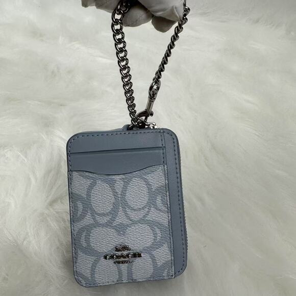 Coach Zip Card Case In Sketch Signature Canvas In Ice Blue CBL78 NWT - Picture 2 of 4